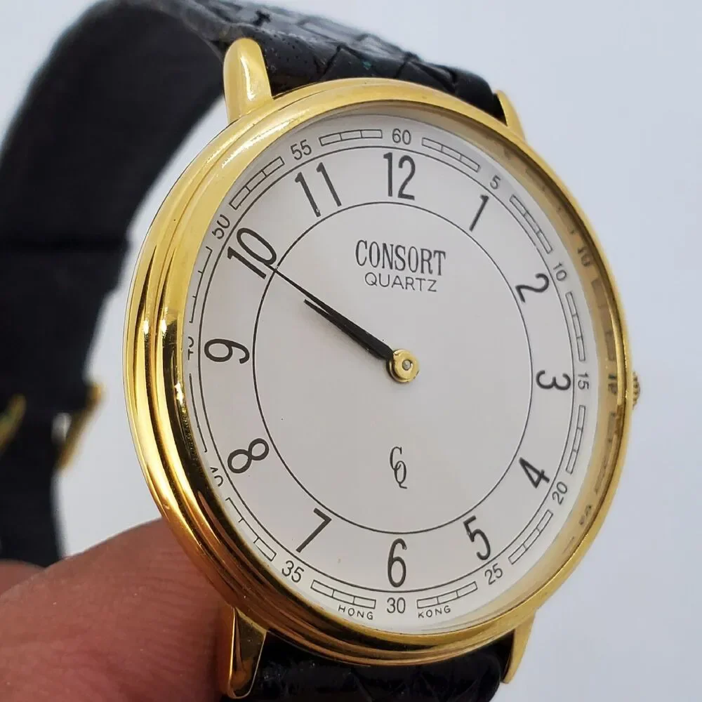 Consort Women's Watch 32MM White Dial Black‎ Leather Bands New Battery